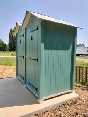 Installation de cabines vestiaires sur une base nautique 