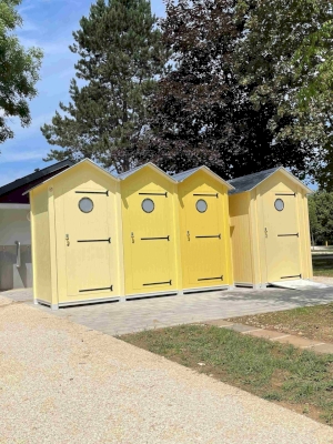 Ensemble de 4 cabines pour la ville Venaray les laumes